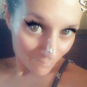 Meet your Posher, Desiree